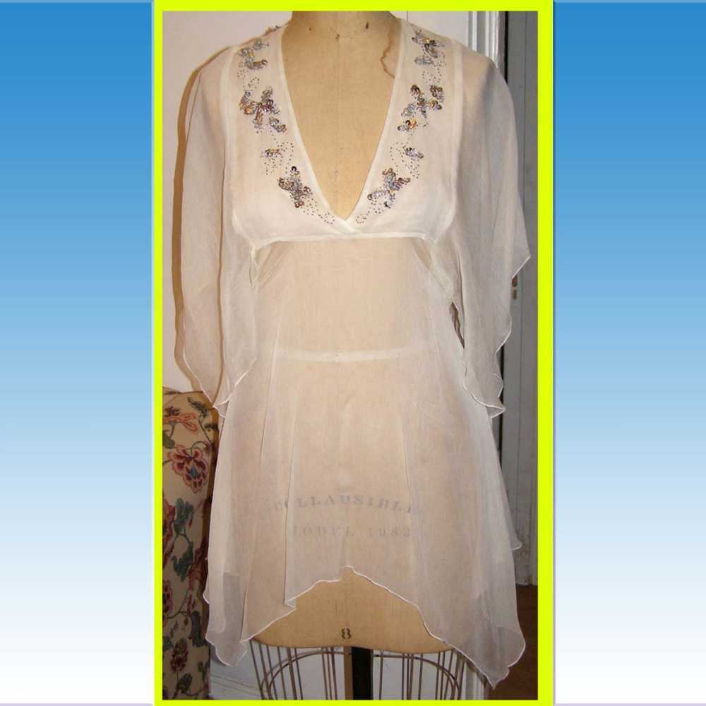 New LULUMARI Silk Ivory Flowy Sequin Top M/L 8-10